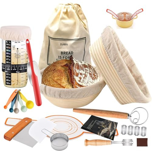 Brotback Starter Set mit 2 handgefertigten Gärkörben aus natürlichem Rattan aus Vietnam (24cm rund, 25cm oval), Sauerteigglas, Brotschneider, Teigschaber & Dänischer Schneebesen