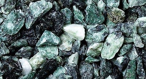 WUEFFE Graniglia di Marmo Verde Alpi 8/12mm - Sacchi da 25 kg - Sassi Pietre Giardino (4 Sacchi da kg.25)