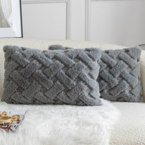 Yaertun 2er Set Dekorative Kissenbezüge dicken Plüsch Kissenhüllen aus weichem Kunst Kaninchenfell Sofakissen Couchkissen Dekokissen Zierkissenbezug für Sofa Bett und Wohnzimmer 30x50 cm Grau