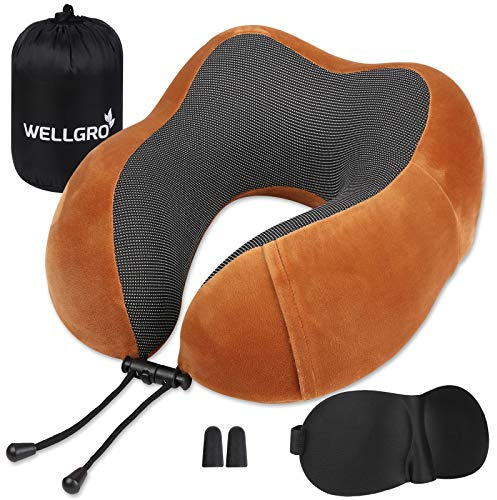 WELLGRO Nackenkissen Set mit 3D Schlafmaske und Ohrstöpsel - Abnehmbarer Bezug - Memory Schaum - Reißverschluss - inkl. Aufbewahrungstasche - Reisekissen - Farbe wählbar, Farbe:Braun