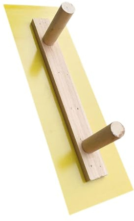 jojofuny Drywall Smoothing Spatula, Wall Plastering Tool for Plasterboard, Sturdy Plastic and Wood Build, Lightweight Handheld Scraper for Smoothing and Finishing Walls