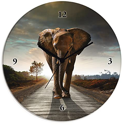 ARTLAND Wanddeko Wanduhr ohne Tickgeräusche Glas Funkuhr Ø 30 cm Rund Lautlos Elefant auf Straße