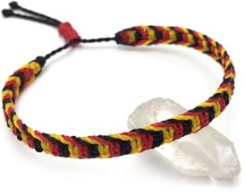 Armband, Rot, Gelb und Schwarz, geflochten, aus Makramee mit gewachstem Garn, handgefertigt in Frankreich, verstellbar, Unisex und wasserbeständig, Breite 6 mm, Farbe Flagge Deutschland/Belgien, Ref