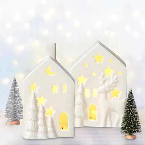 TZQFROCE Weihnachtsdorf mit Beleuchtung 2er Set mit 2 Weihnachtsbäume Weihnachtsdeko Häuser Laterne Beleuchtete Weihnachtshäuser Keramik für Winterdeko, Fensterbank, Tisch Deko