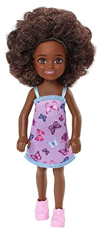 Barbie Chelsea Club HGT03 - Muñeca articulada de 15 cm con Vestido Rosa Estampado de Mariposas