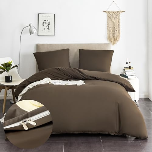 AYSW 16 Couleurs Sets de Housses de Couettes 220x240 cm Double Fermeture Éclair 3 Pièces Microfibre Brossée 100 Fils/cm² + 2 Taies d'oreiller 65x65 cm Café Parure de Lit Adulte 2 Personnes