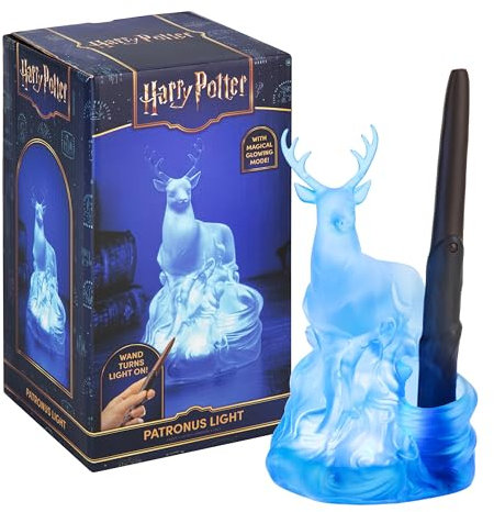 Paladone Harry Potter - Luz Patronus de ciervo con control remoto de varita, producto oficial del mundo mágico con licencia oficial, regalo coleccionable alimentado por pilas, decoración del hogar