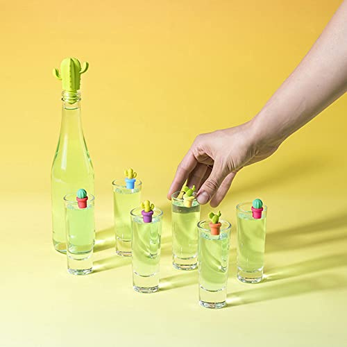 EUBEISAQI Cactus Wine Stoppers,Wine Beverage Dedicated Cup Wine Glass Silicone Label Marker Cactus - Silicone Reusable Soda Bottle Stopper Hat Sealer for Beer, Soda, Soft Drink, Beverages