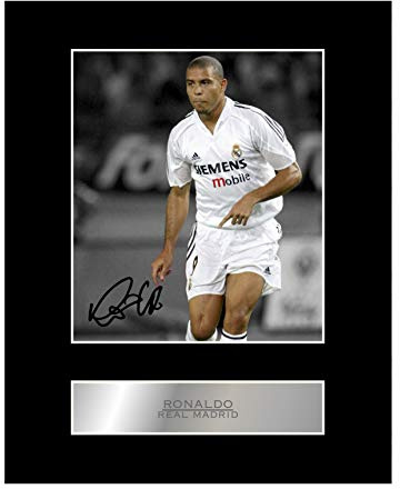 Iconic pics Ronaldo Signiertes Foto mit Passepartout, Real Madrid FC Autogramm, Geschenk, Bilddruck