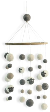 Gry & Sif Mobile Baby aus Filz mit Schafen für das Babybett, den Laufstall oder Wickeltisch, Babyzimmer Deko, Erstausstattung Neugeborene, Handmade, Fairtrade, ⌀ 20 cm, Länge 55 cm | Schäfchen