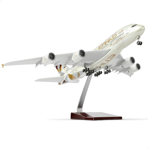 QIYUMOKE A380 modellflygplan i skala 1/200, formgjutning för Airbus A380 modellflygplan med stativ (35 cm lång), förbyggd modellbyggsats för vuxna, kreativa presenter från flygfarten