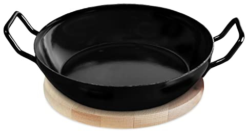 Krüger Emaille Schlemmerpfanne Ø 24 cm | 1,5 L | Mit Holzteller | Induktion | PFAS-frei | Schnitt- & kratzfest | Geschmacksneutral | Backofenfest bis 240 °C | Zum Kochen, Überbacken & Servieren