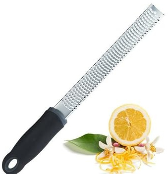 Rallador ergonómico de acero inoxidable 304 con cómodo mango de plástico para rallar fácilmente frutas, verduras, queso y especias, apto para óxido y lavavajillas