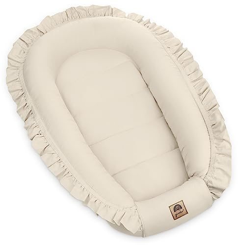 PIMKO Riduttore lettino per neonati con volant, nido per neonati, nido per bambini, nido per neonati per neonati e neonati, 100% cotone, adatto per la casa, 55 x 90 cm (Beige con patta)