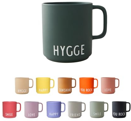 Design Letters Kaffeebecher mit Henkel Dunkelgrün HYGGE | Tasse mit Spruch | Personalisierte Geschenke für Frauen & Männer | Geburtstag, Hochzeitsgeschenk | Kaffeebecher Porzellan 250 Ml