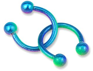 2 Stück Blau-Grün 16G 1,2 mm Titanstahl chirurgischer Stahl Septumpiercing Edelstahl Hufeisen Septum Nasenringe C-förmiges Nasenlippenpiercing Piercingzubehör Septumschmuck für Damen 8 mm