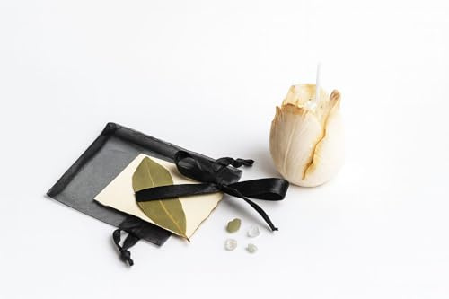 Vela Ritual de Unión Familiar - Tulipán Artesanal con Cera de Soja, Pan de Oro y Virutas de Palo Santo - Saquito con Piedras y Tarjeta Mística - Protección del Hogar.