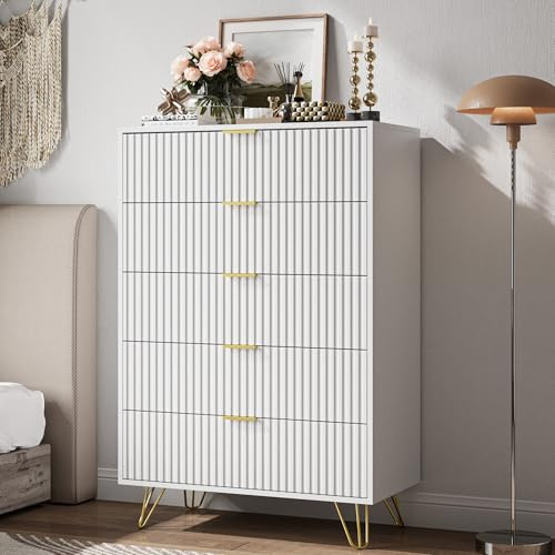 MAISONARIA 5 Drawers Dresser for Bedroom, 47 Tall Modern Chest of Drawers with Gold Handle, Fluted Wood Dresser for Bedroom, Living Room, Hallway, Entryway, White