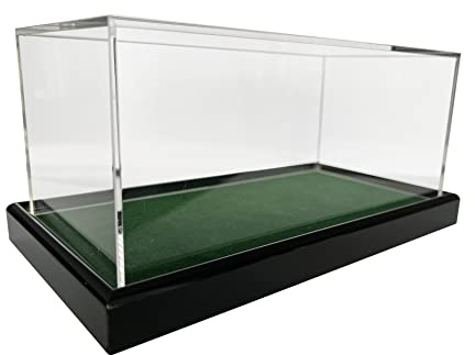 LL-Golf Große Universal Acryl Vitrine 22x12x10,5cm / Schaukasten | Showcase mit grünen Samt für Modellauto 1:24, 1:32, Tennisball, Baseball, 3 Golfbälle, Minifiguren, Modelle, Uhr, Mineralien