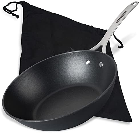 FMprofessional Force Wokpanna av gjutjärn 28 cm – stekpanna med högkvalitativ non-stick-beläggning – lämplig för alla typer av spisar (även induktion) – ca 29 x 49,3 x 11 cm