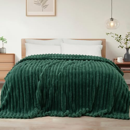 Exclusivo Mezcla Kuscheldecke Flauschig Flanell Decke 230 x 270 cm | Atmungsaktiv, Leicht, Weich, Sofadecke Tagesdecke Bettüberwurf Wohnedecke für Ganzjahreszeit, Dunkelgrün