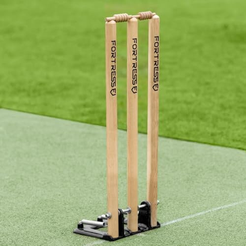 FORZA Fortress Cricket-Stümpfe mit Federrückstellung – 71cm ICC-konforme Stümpfe für Cricket | Club- & Profi-Styles | Freistehendes Cricket-Set für Senioren (Pro (English Ash))