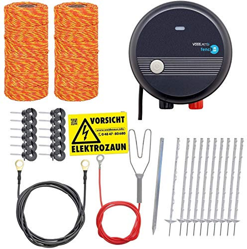 VOSS.farming Hundezaun Komplettset 50m Elektrozaun, ideal für Einzäunungen in Ihrem Garten, mit umfangreichem Zubehör, anschlussfertig mit 200m orangener Weidezaunlitze, 10 weiße Pfähle 105cm