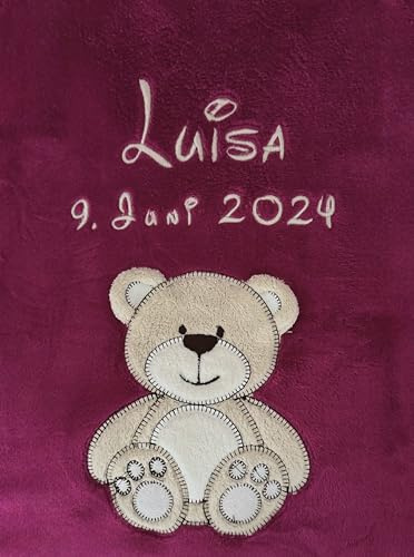 KIDDI-MEDIA Babydecke mit Name und Geburtsdatum Bestickt, Beere Bär | Mit Name und Geburtsdatum, Bestickt / kuschelig weich, ÖKO-TEX® Standard 100