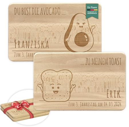 LAUBLUST Frühstücksbrettchen 2er Set Avocado und Toast - Personalisiert mit individueller Wunsch-Gravur | 24x15x1cm, Natur, FSC® - Frühstücksbrett | Dekotafel | Geschenk-Brett