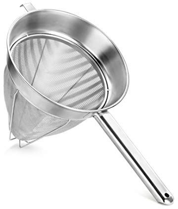 New Star Foodservice Chinois Mesh Strainer, Stainless Steel, Reinforced, Extra Fine Mesh, 10-Inch