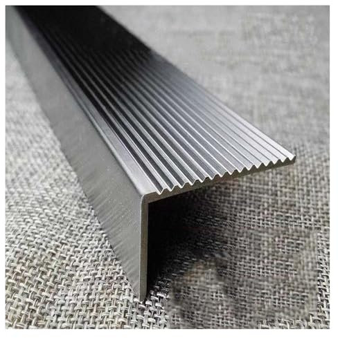 Generisch Treppenkantenprofil aus Edelstahl, rutschfeste Treppenkanten, Treppenstufen Kantenschutz, Metall Kantenstreifen(8x3cm/3.2x1.2in)