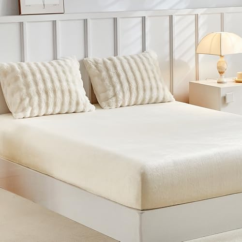 Tokokimo Teddy Fleece King Size Fitted Sheets with 2 Envelope Pillowcases - Soft Warm Winter Fluffy Bedding Beige Fitted Bed Sheets 35cm Deep Fit, 150x200 cm (Fits Mattress Up to 35cm Deep)
