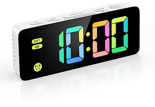 LOFICOPER Digitaler RGB Wecker, LED Tischuhr mit 5,5 Anzeige, 7 Schriftfarben, 4 Helligkeit, 3 Lautstärke, DST, Snooze, 12/24H, USB/Batterie, für Schlafraum, Büro
