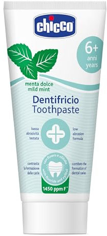 Chicco Dentifricio Bambini alla Menta Dolce, Delicato sui Dentini, Bassa Abrasività, con Fluoro e Xilitolo, Senza Conservanti, Contrasta la Formazione delle Carie e Rimuove la Placca, 50 ml, 6 Anni+