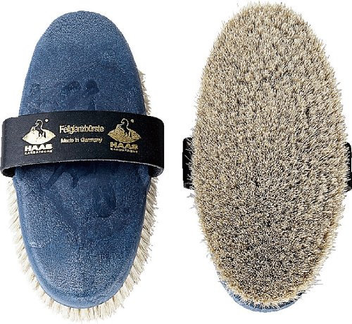 Haas Kardätsche - Fellglanz - mit weißem Rosshaar Korpus in stahlblau Damengröße 200x85 für ein perfektes Putzergebnis