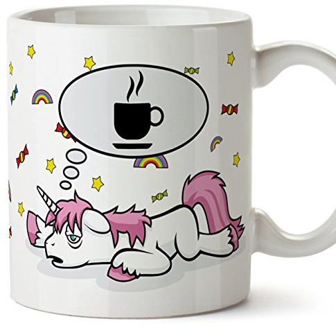 Tasse petit-déjeuner rigolote avec des licornes - Une licorne qui réfléchit à une tasse à café/qui rêve d'une tasse à café. Tasses originales et rig