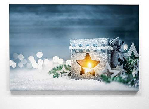 BilderKing Weinachts-Bilder Windlicht - als 90x60cm großes Leinwand Wandbild. Perfekt als Hintergrund und Dekoration zu Weihnachten für Wohnzimmer & Schlafzimmer. Aufgespannt auf 2cm Holzrahmen