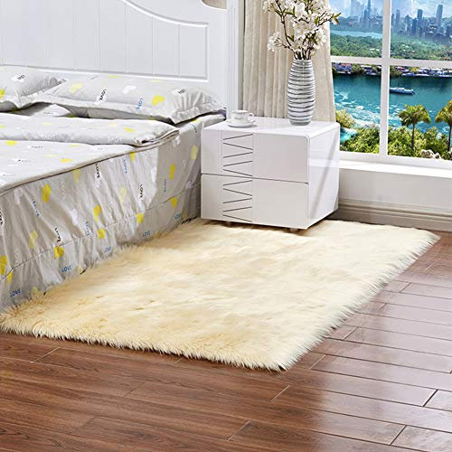 GUOCU Faux Lammfell Teppich Shaggy Langflor Kunstfell Schaffell Bereich Teppiche Flauschig Bettvorleger Sofa Matte Rechteckiger Wohnzimmer Schlafzimmer Bodenmatte rutschfest Stufenmatten Gelb 60x60CM