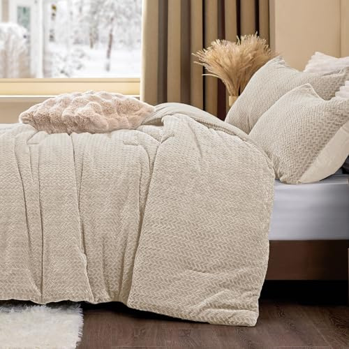 ChiXpace Flannel Fleece Queen Comforter Set - Furry Linen Leaves Pattern Faux Fur Bed Set, Winter Ultra Soft Fuzzy Comfort Set, Velvet Bedding Set for Bed with 2 Pillow Cases