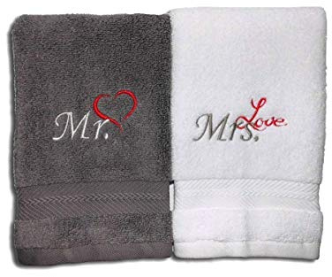 Bestickte Gästehandtücher Mr. & Mrs. Love Frotteetuch 2er Set | personalisiert mit Monogramm, mehrere Handtuchfarben wählbar