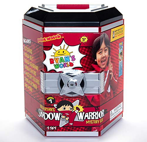 RYAN'S WORLD 200773.002 Warrior Case with Exclusive Figures and Ninja Themed Toys, Multi, 22.2 x 25.4 x 31.4 Centimeters