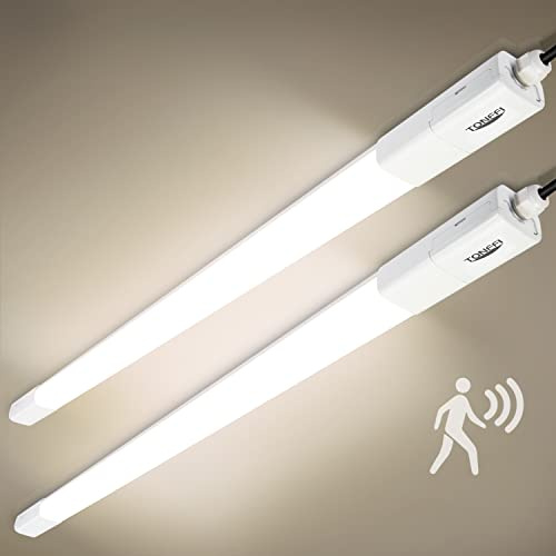 TONFFI 2er Pack LED Feuchtraumleuchte 36W 115CM mit Bewegungsmelder, Verknüpfbar LED Sensor Röhrelampe, 4000K Wandleuchte Deckenleuchte IP65 Wasserfest für Keller Werkstatt Garage Flur Balkon Treppe