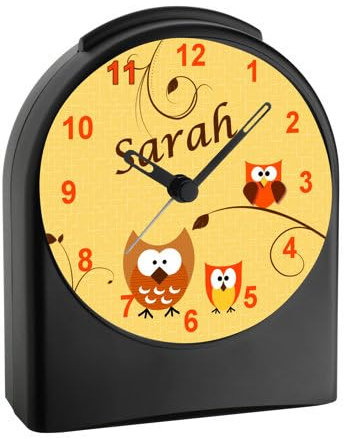 CreaDesign, WU-50-1007-16, Eule Farbe Orange, analog Kinderwecker schwarz, Funkwecker ohne Ticken, mit Licht, personalisiert mit Namen, 9,6 x 5,5 x 11,9 cm, 104 g
