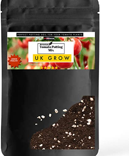 2L Bag of Premium Tomato Compost for Lush, Flavorful Gardens - Nourish Your Soil Naturally!