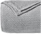 Dreamzie - Kuscheldecke 220x240 cm - Flauschig Fleecedecke Mikrofaser 100% Polyester 260gsm - Decke Sofa mit Fischgrätmuster und weicher Haptik - Grau