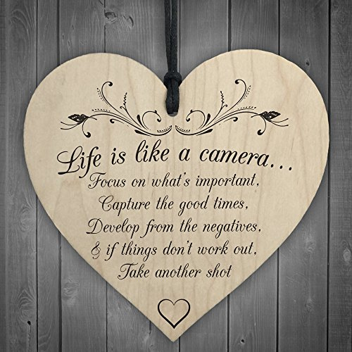 Red Ocean Life is Like A Camera Sign Plaque Gift Shabby Chic Wood Hanging Heart Thank You