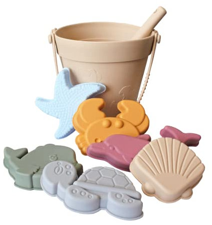BABYLEDO Sandspielzeug Set aus Silikon, 8 Teile, Strandspielzeug, Sandkastenspielzeug, Eimer, Schaufel und Förmchen, für Jungen und Mädchen [Eimer und Schaufel Beige]