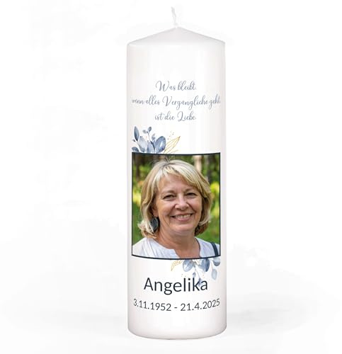 private grief® Trauerkerze mit Foto – personalisiert mit Name, Datum & Wunschtext – verschiedene Designs & Größen – Gedenkkerze aus Echtwachs (Eukalyptus, L)