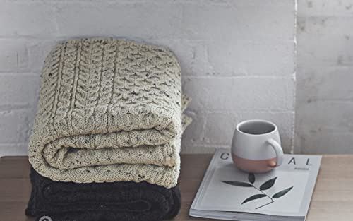 Aran Woollen Mills Irische Überwurfdecke, 100% Wolle, mit Wabenmuster, hergestellt in Irland, 102 x 152 cm, Parnship-Design