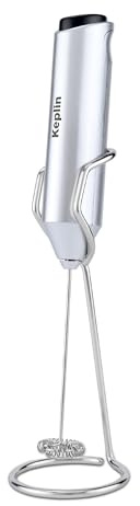 Keplin Espumador de leche de mano, batidor eléctrico de acero inoxidable, agitador de café portátil que funciona con pilas para latte, matcha, batidos de proteínas, ergonómico, compacto, fácil de